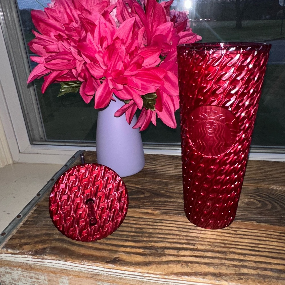 Starbucks RARE Chain Link Burgundy Red 24 oz. Venti Tumbler ~ New - Picture 3 of 5